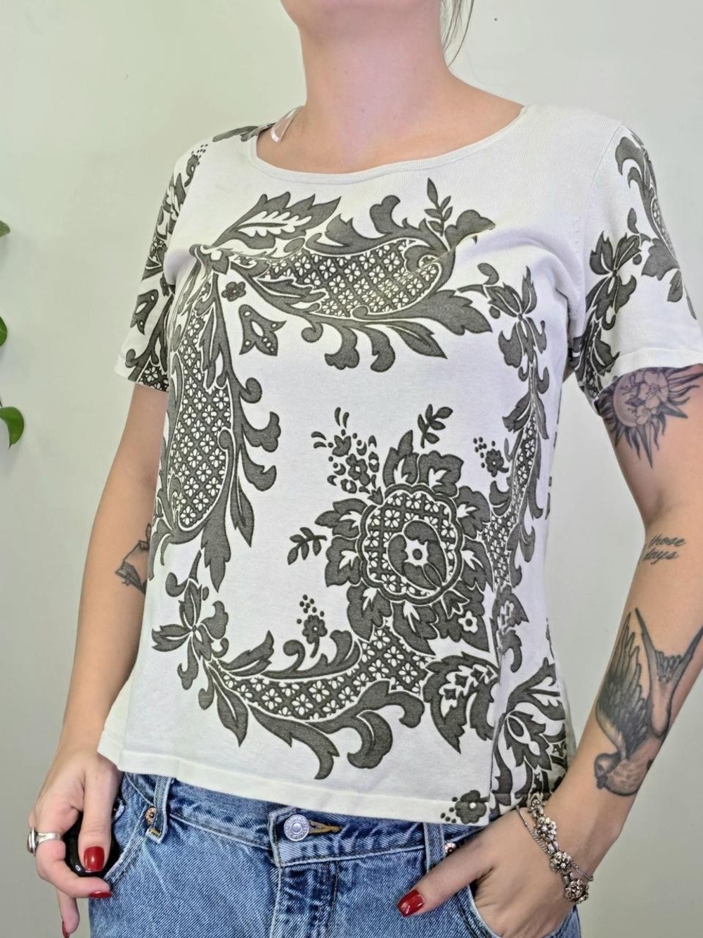 Vintage Y2K paisley print boho tee Size M - Picture 4 of 8